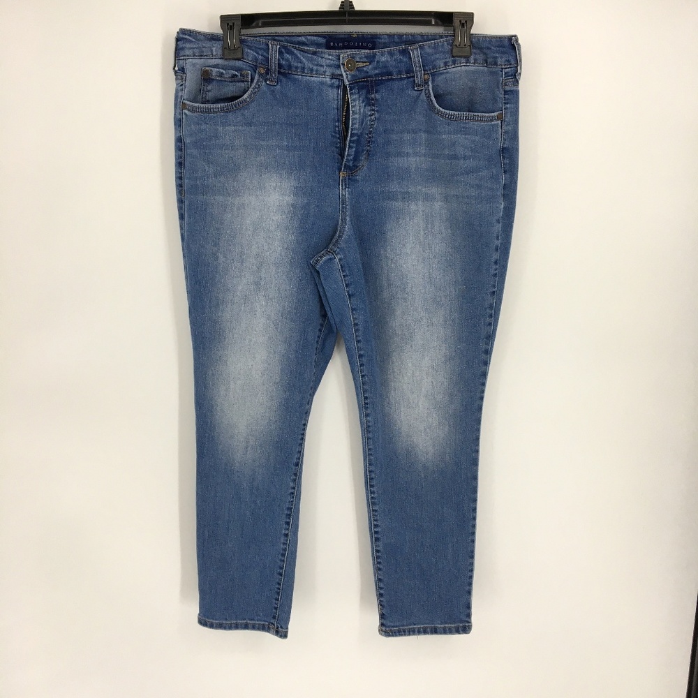 Bandolino Medium Wash Crop Jeans